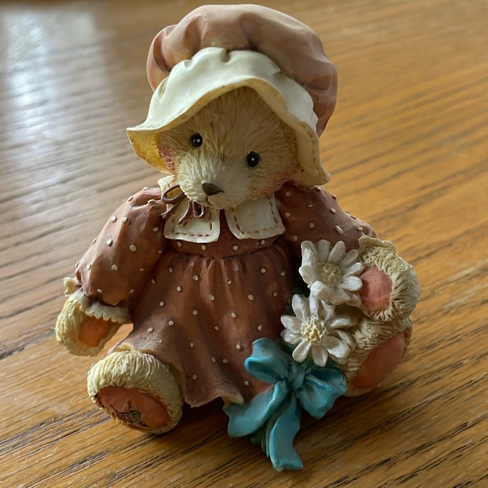 Cherished Teddies Prudence Pilgrim Figurine 912808 1993